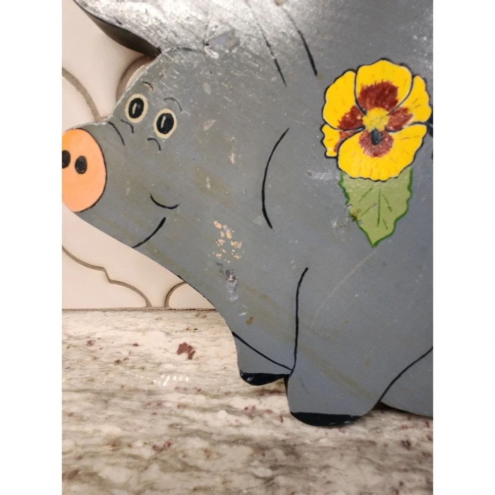 Vintage Wooden Pig‎ Wall Decor Folk Art Hand Painted Flowers Farmhouse Country